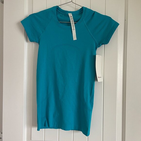 NWT Lululemon Swiftly Tech T-Shirt Turquoise Tide - Picture 2 of 5